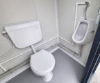 Sanitärcontainer - WC mit Waschbecken und Pissoir Anthrazit