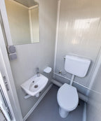 XXL Toilettencontainer mit 8 Kabinen für Veranstaltungen